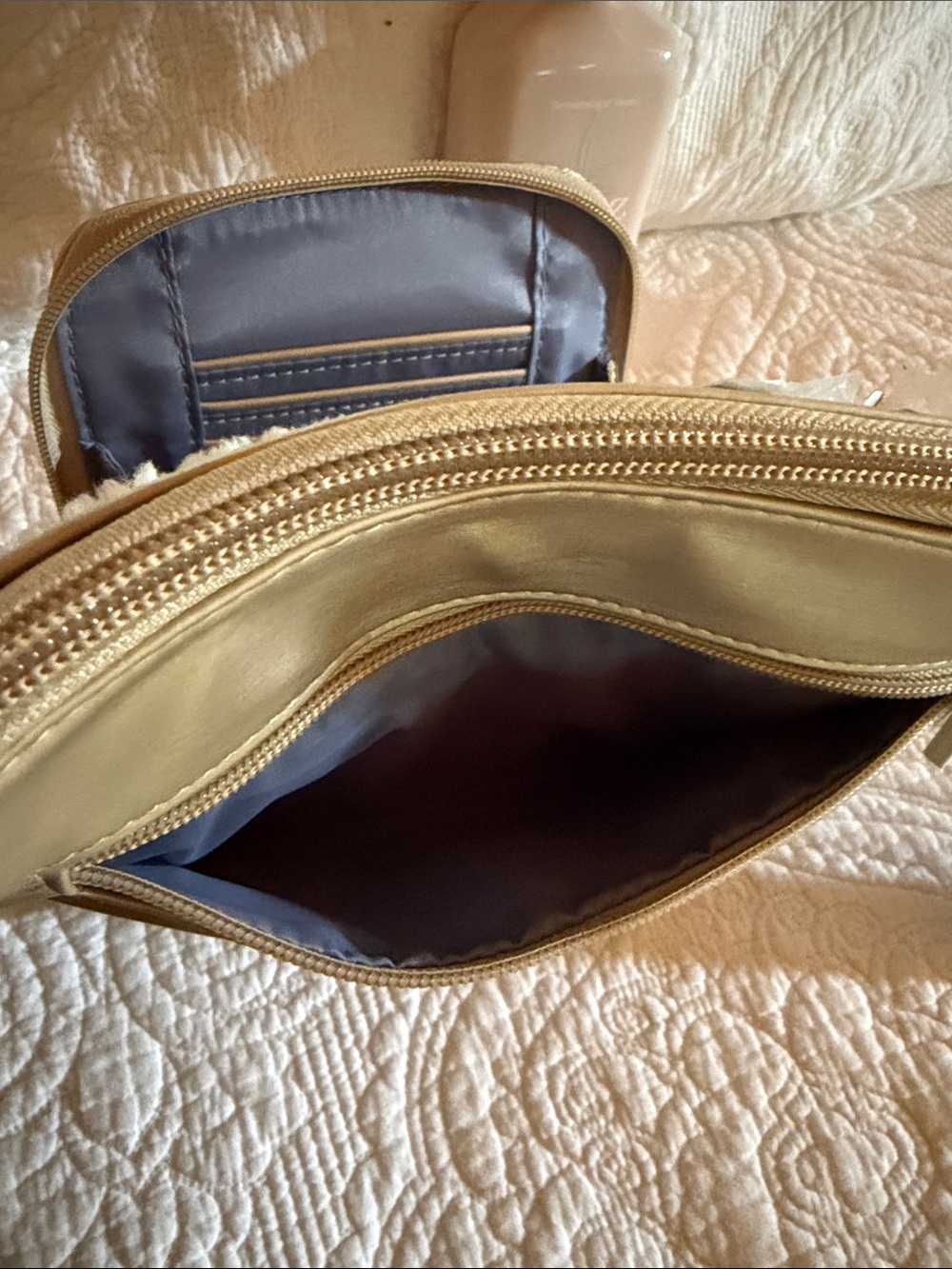 Gold Crossbody Bag with Shearling Trim - Picture 6 of 7